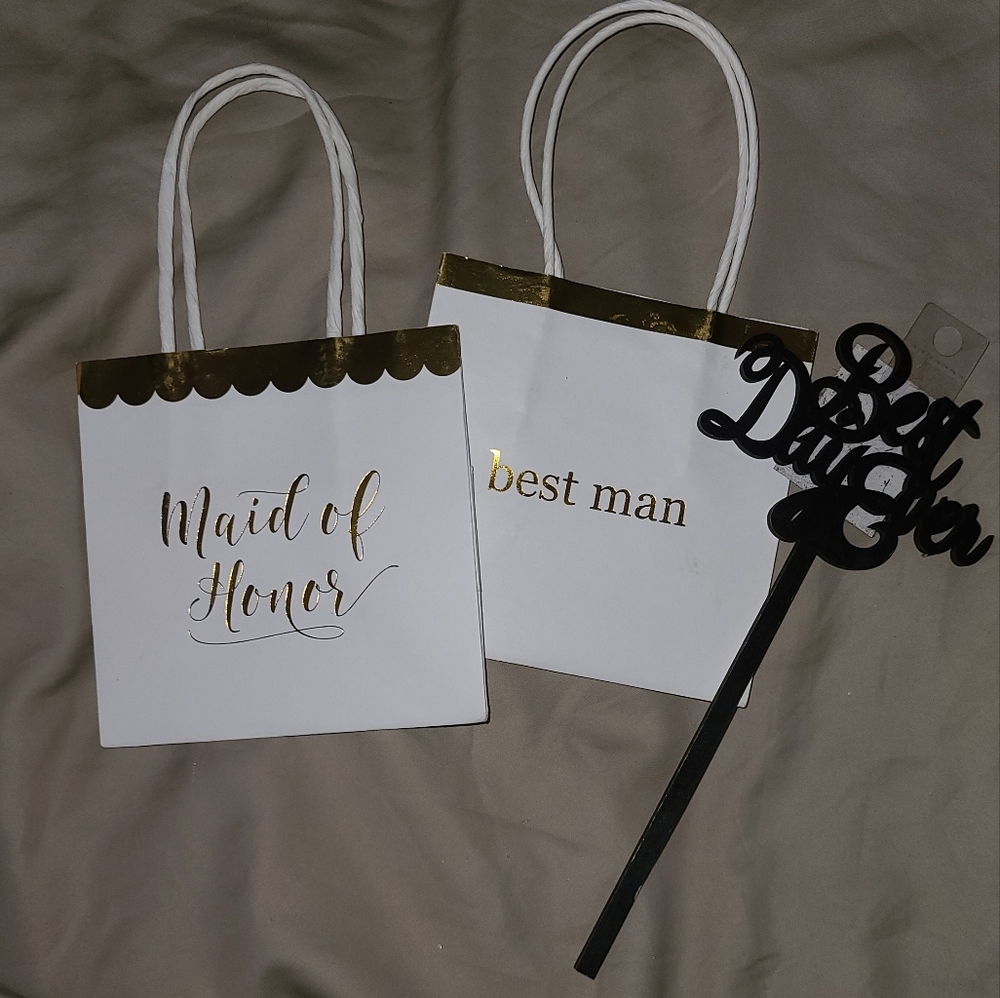"Best Day Ever" Wedding Cake Topper & 2 Gift Bags